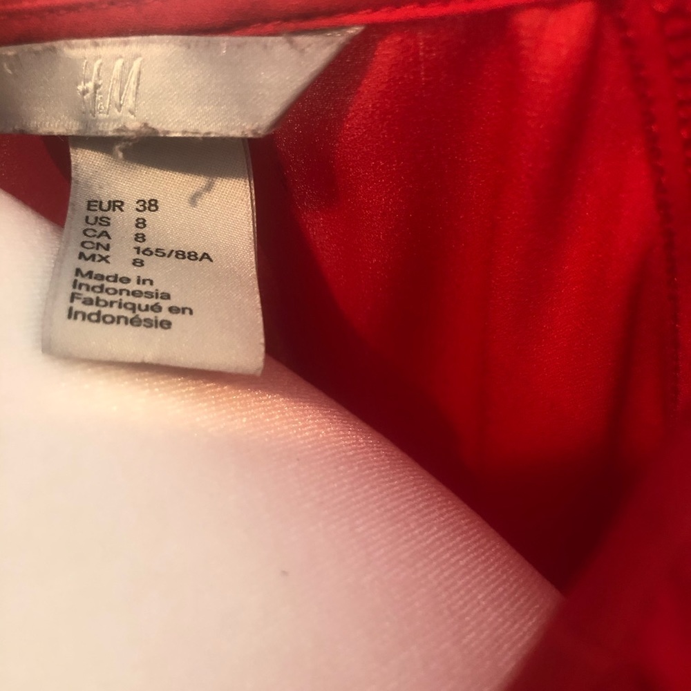 Red Blouse - Picture 3 of 3
